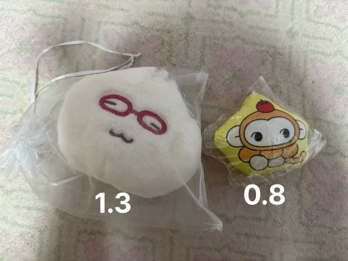 韓国 メガネ餃子 안경만두 ぬいぐるみキーホルダー 안경만두 | 検索 | 韓国代行 SAZO